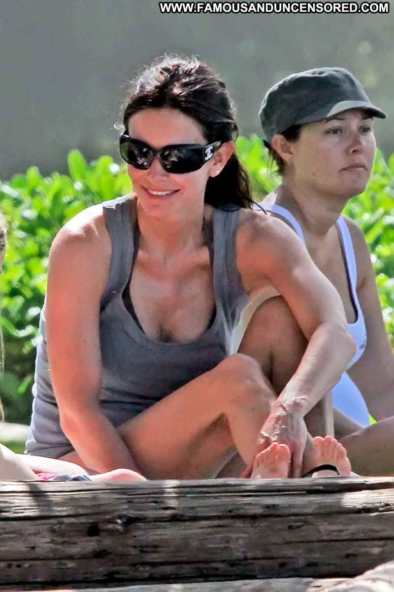 Courteney Cox Beach Bikini Cute Celebrity Brunette Celebrity Babe