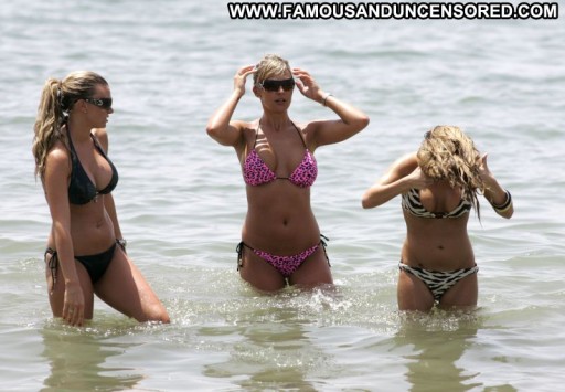 Danielle Lloyd Celebrity Bikini Hot Celebrity Posing Hot Babe Famous