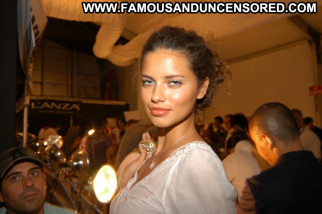 Adriana Lima No Source Cute Posing Hot Famous Celebrity Celebrity