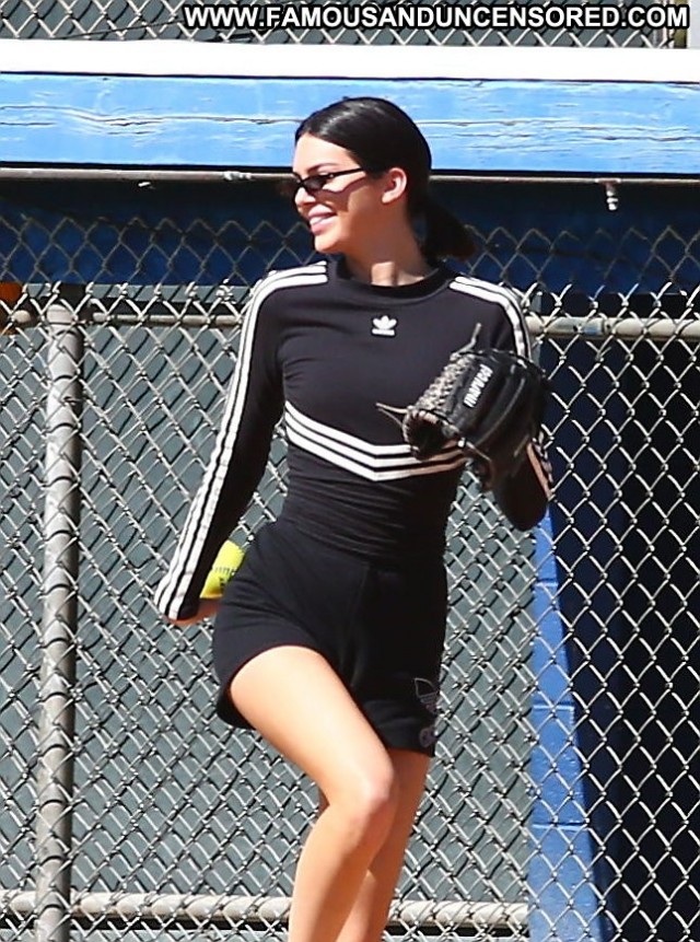 Kendall Jenner No Source  Beautiful Babe Paparazzi Celebrity Posing